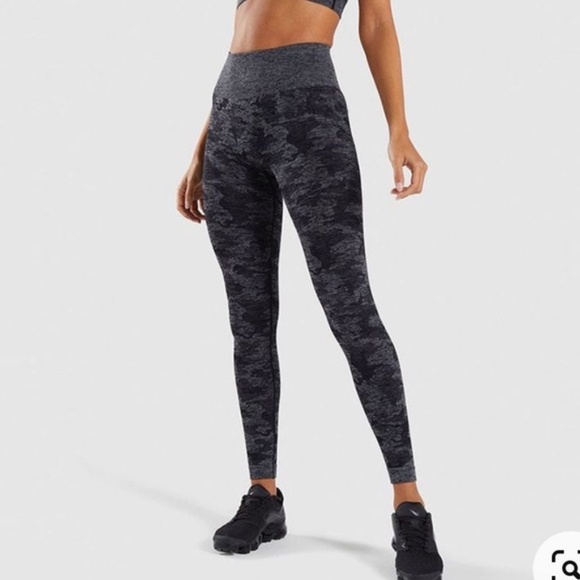 Gymshark Pants - Gymshark Adapt Camp Seamless Leggings Size L
